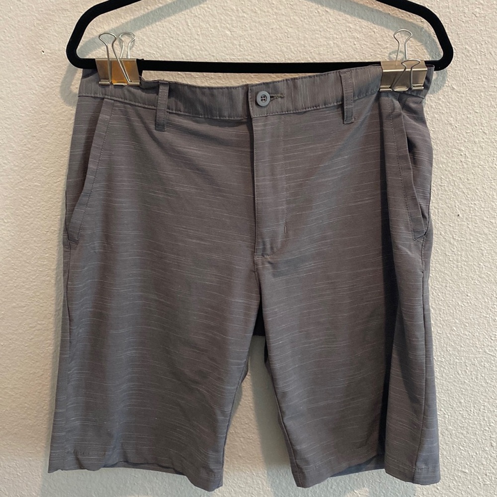 Mens size 32 burnside shorts, grey with horizontal white lines